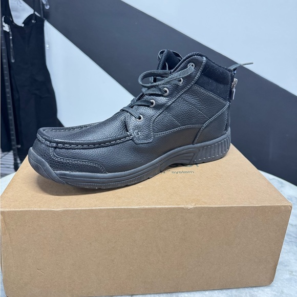 Men's Black Leather Ankle Boots - Picture 2 of 6